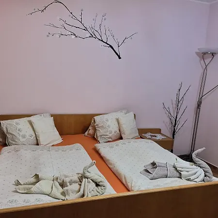 דירה Arany Csillag Apartman *